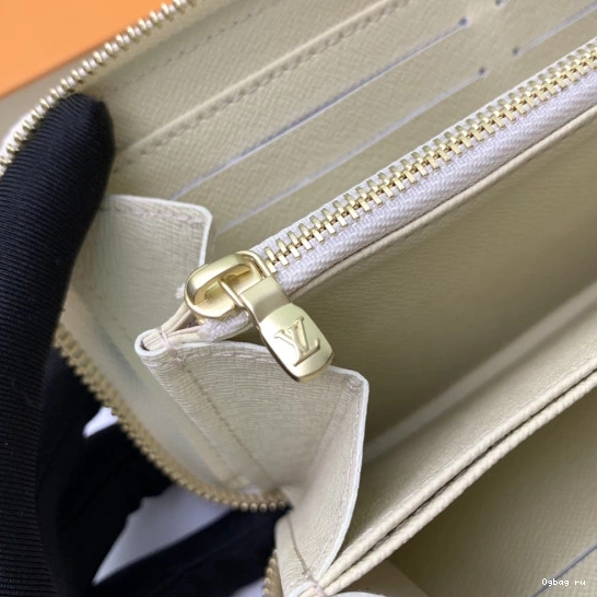 LOUIS ZIPPY VUITTON WALLET 0712